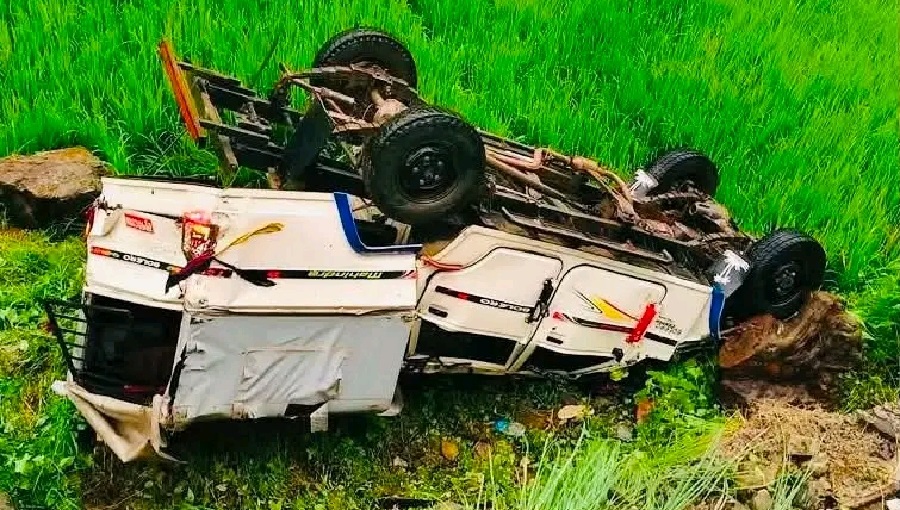 जाजरकोटमा बोलेरो जिप दुर्घटना, एक जनाको मृत्यु, ६ घाइते - Image 1