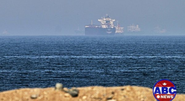 Trump Hints at Imminent Deal to Reopen Strait of Hormuz